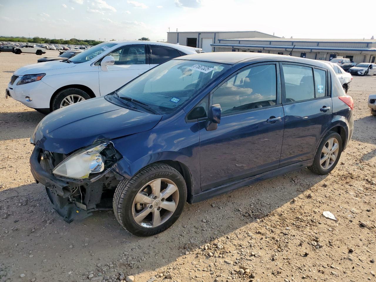 2012 NISSAN VERSA