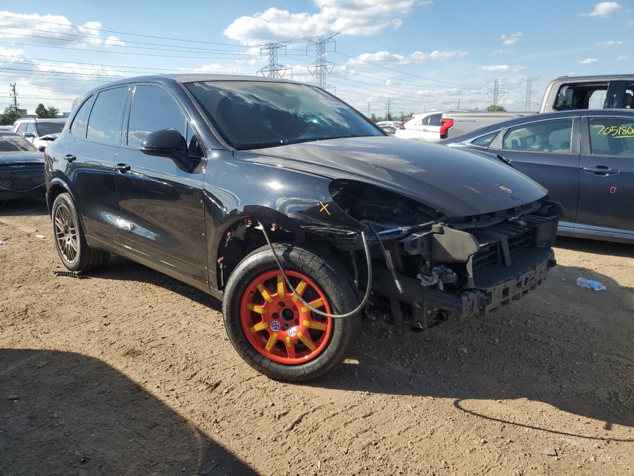 2017 PORSCHE CAYENNE