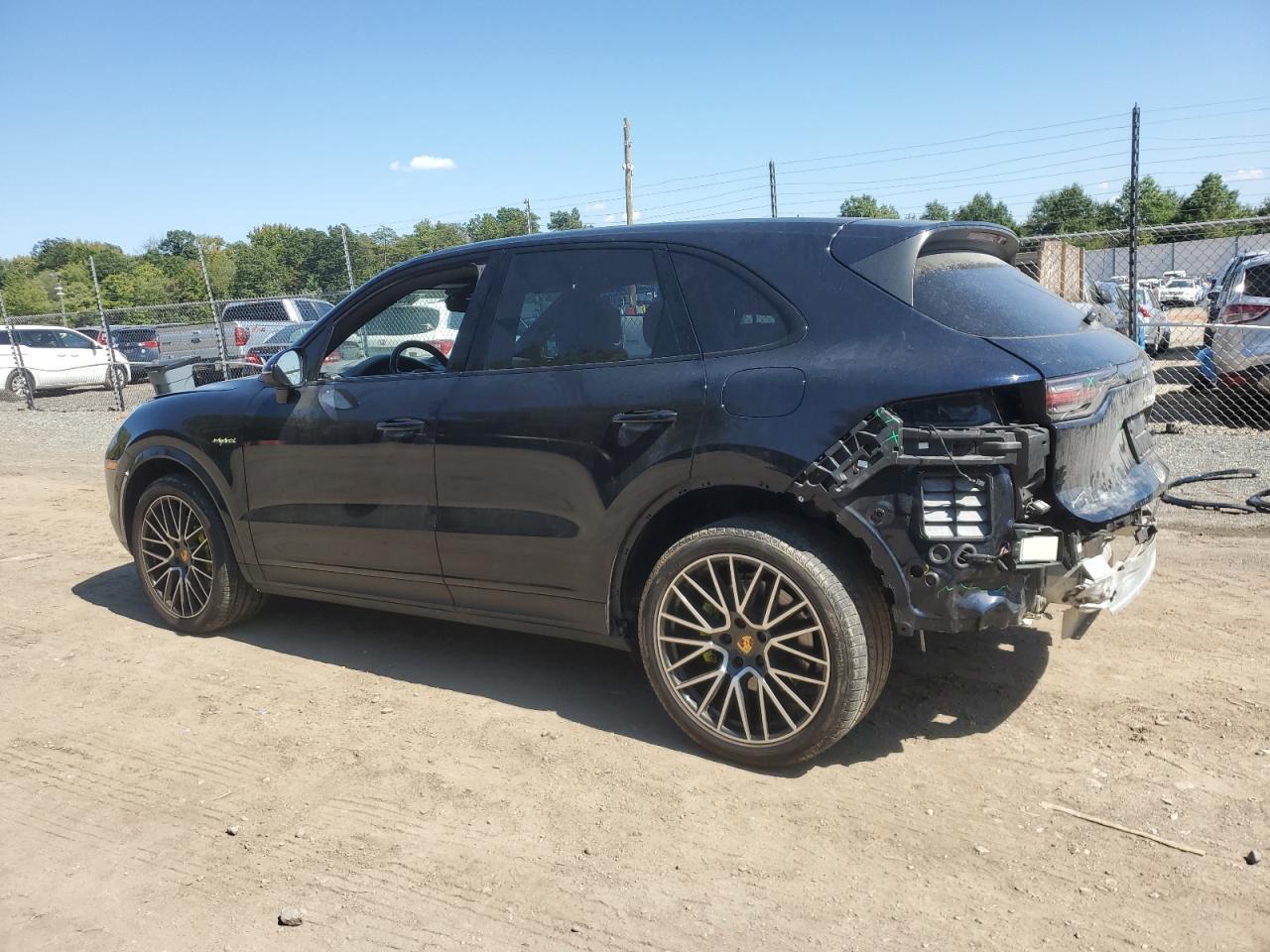 2019 PORSCHE CAYENNE