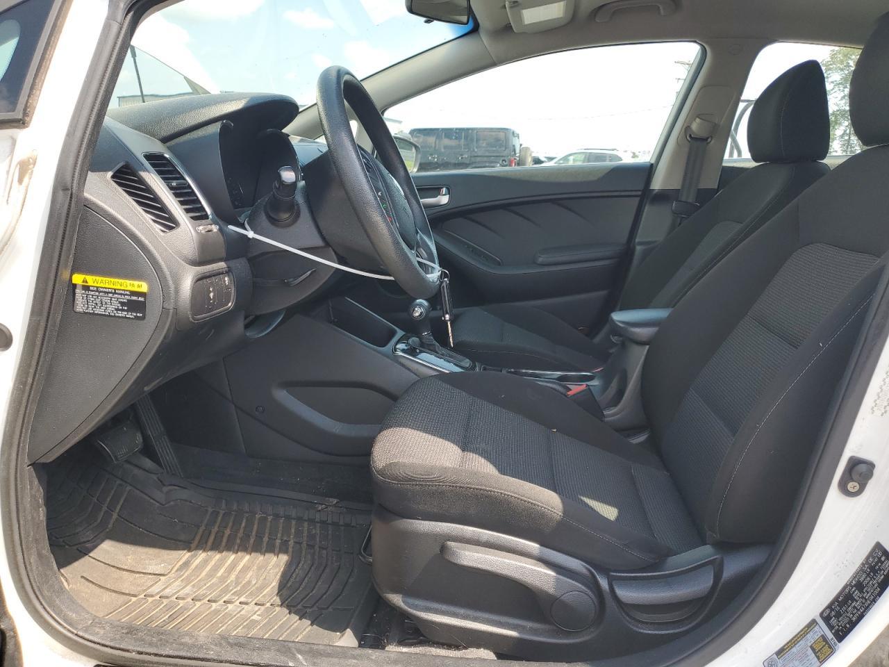 2017 KIA FORTE