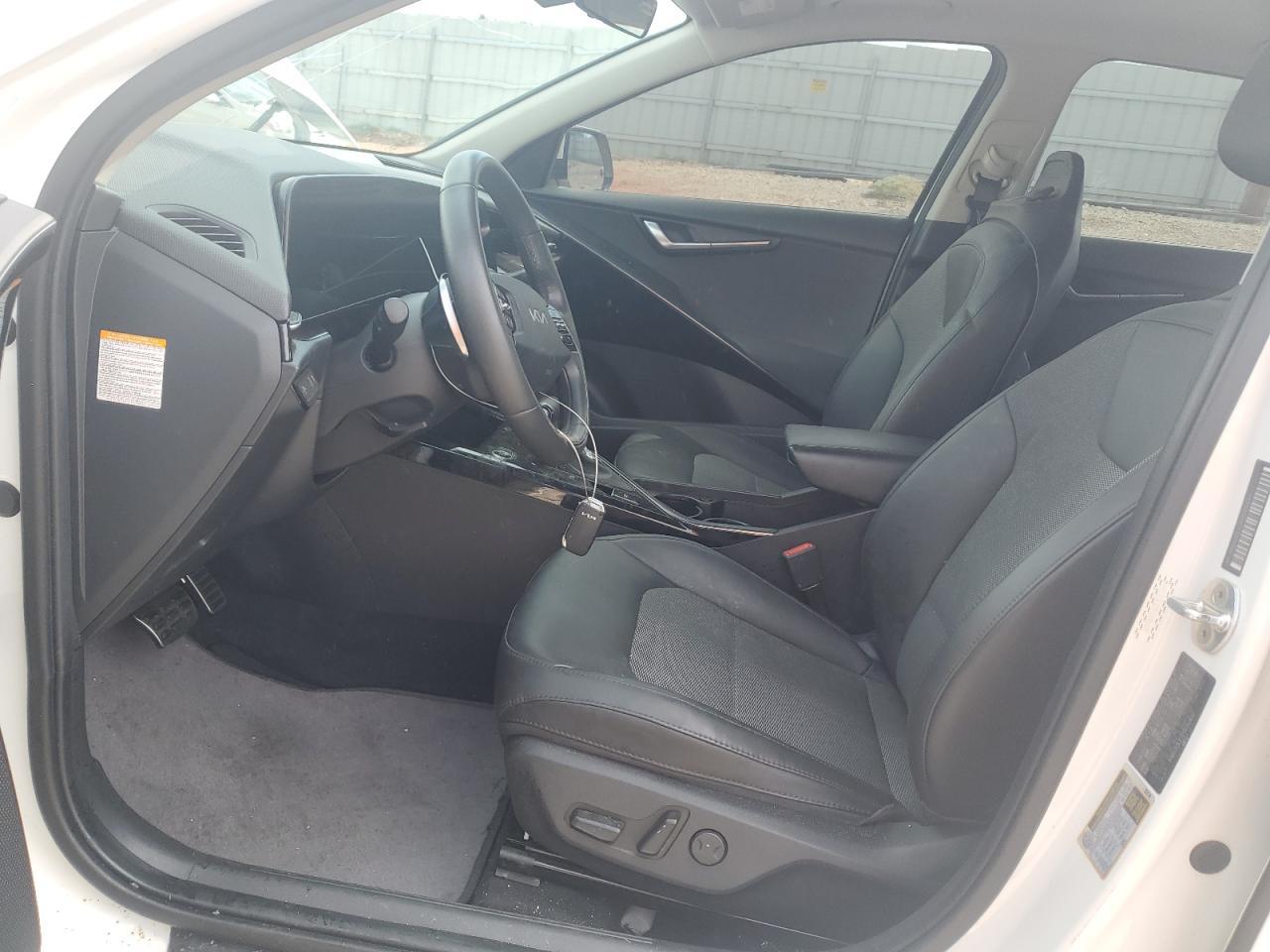 2023 KIA Niro