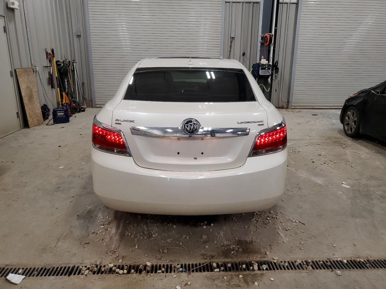2010 BUICK Allure