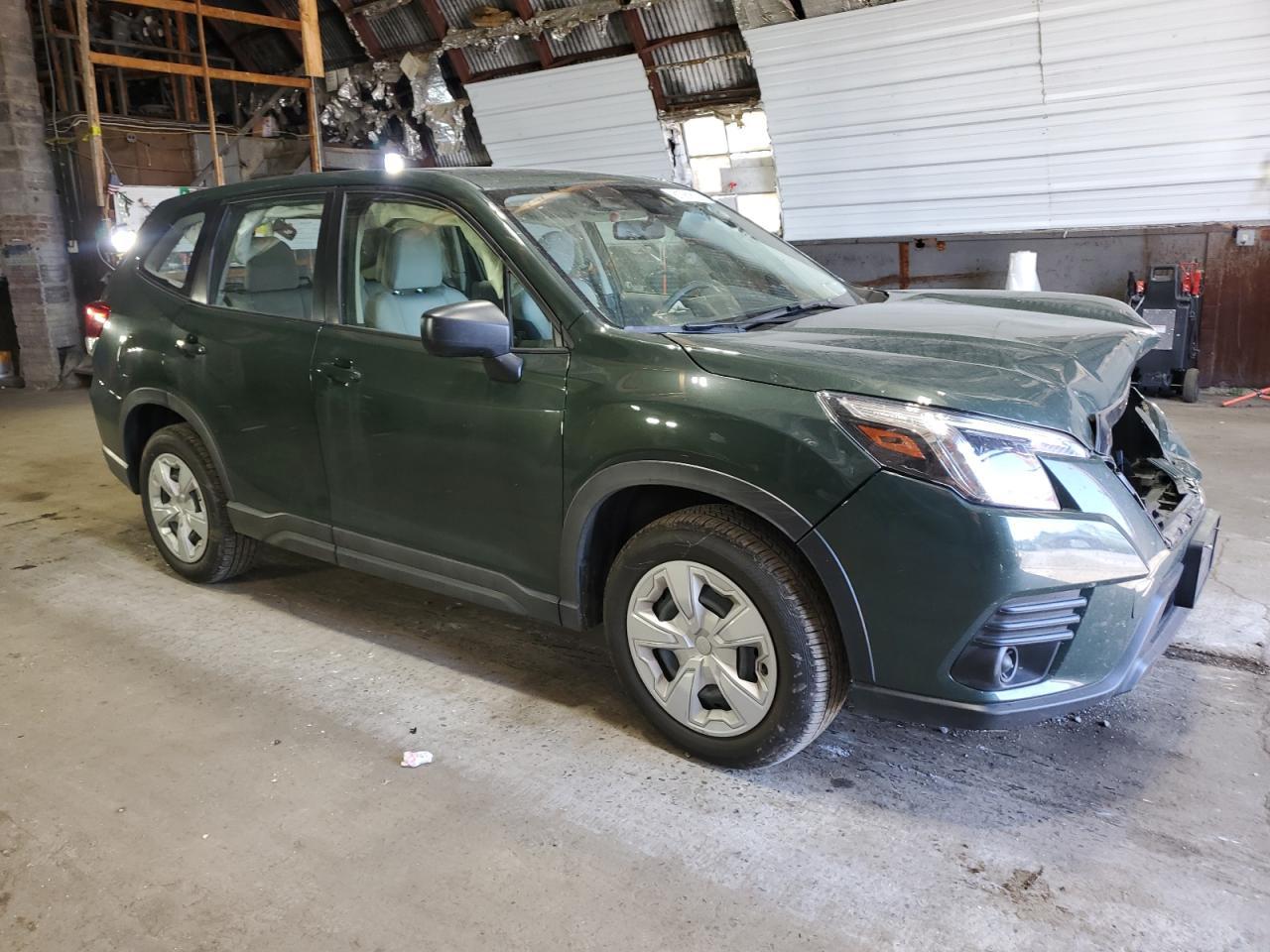 2024 SUBARU FORESTER
