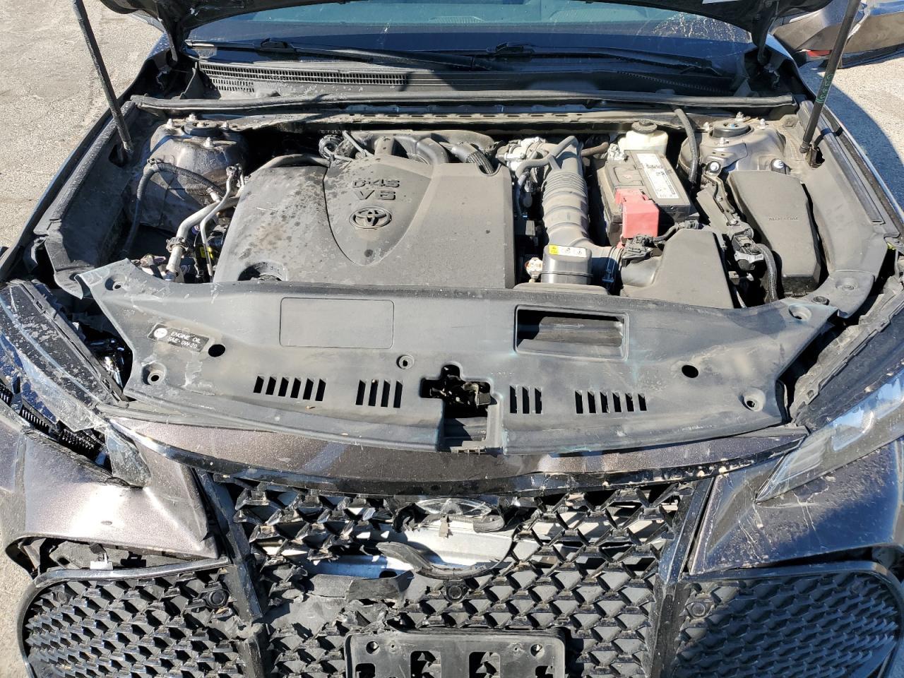 2019 TOYOTA Avalon