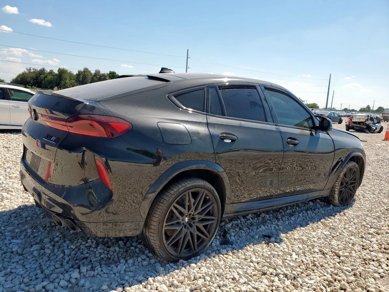 2021 BMW X6