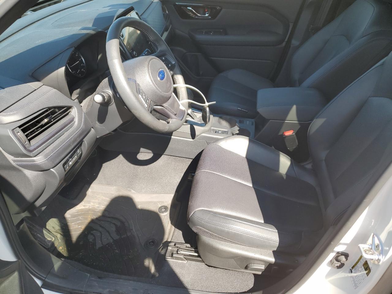 2025 SUBARU FORESTER