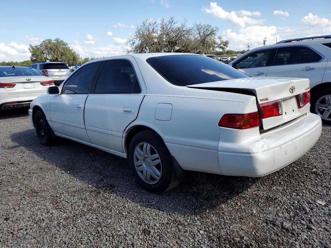 2001 TOYOTA CAMRY