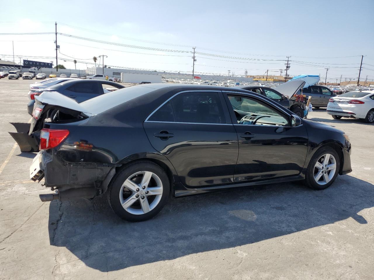 2014 TOYOTA CAMRY