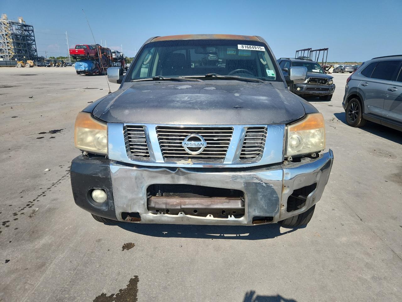 2011 NISSAN Titan