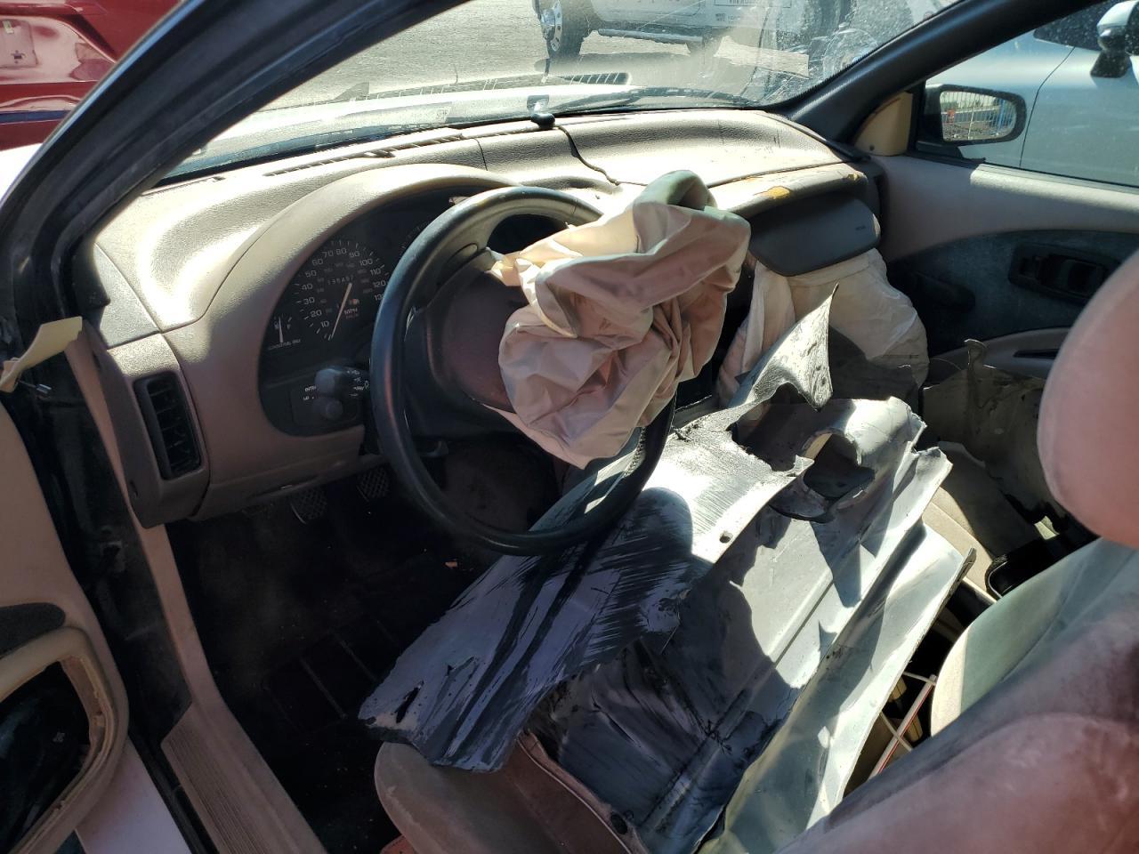 1995 SATURN Sc2