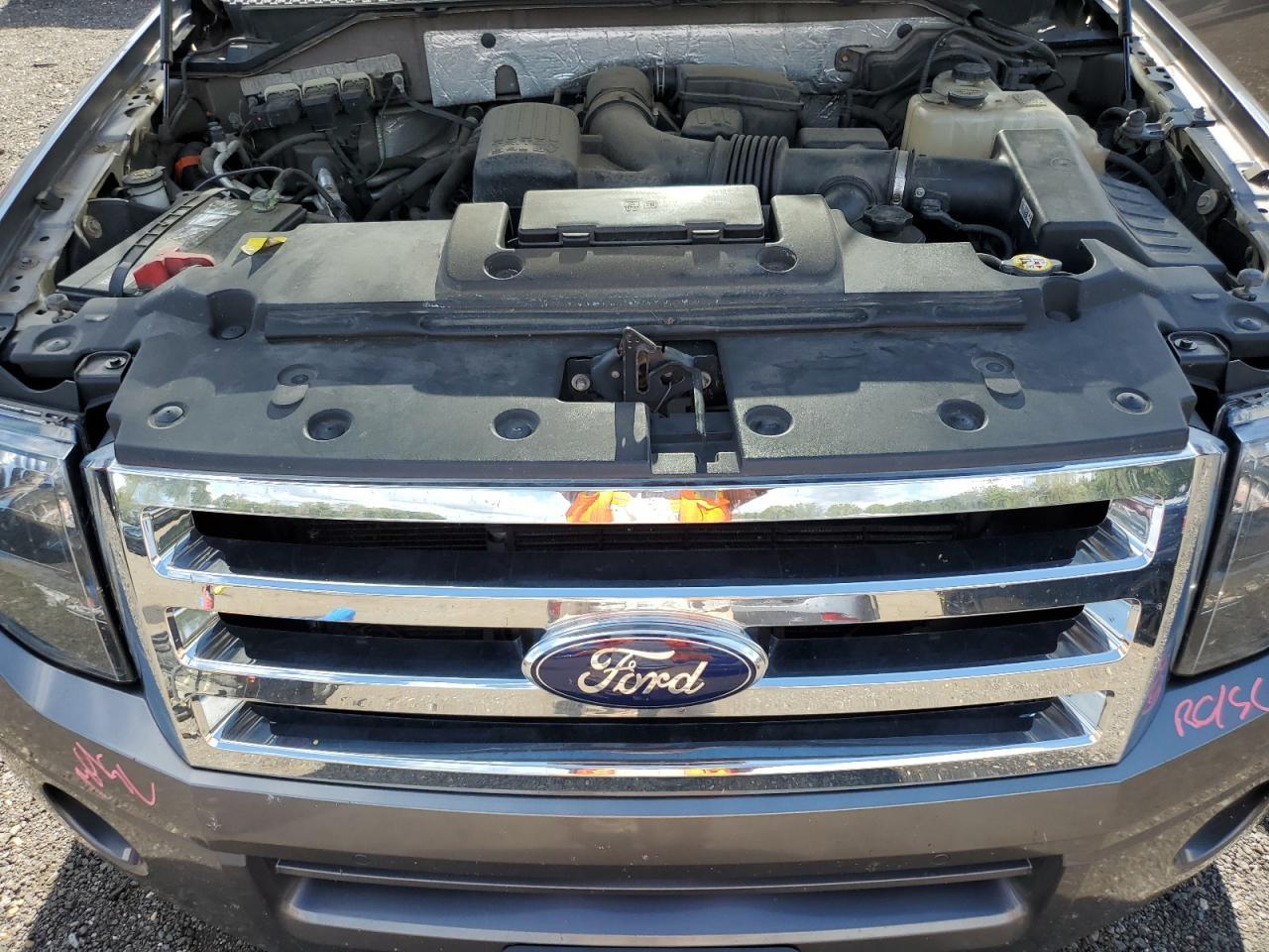 2013 FORD Expedition