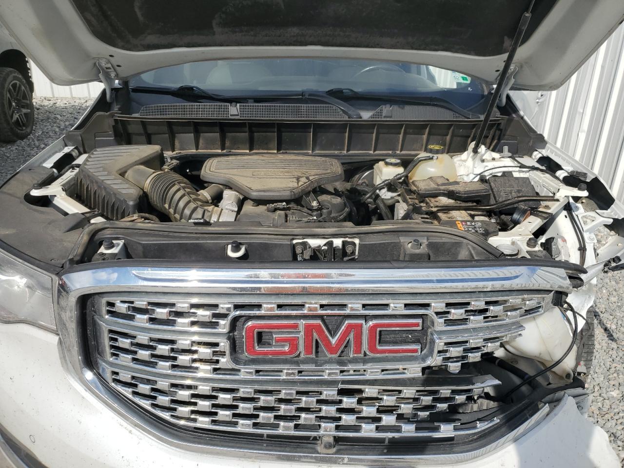 2017 GMC ACADIA