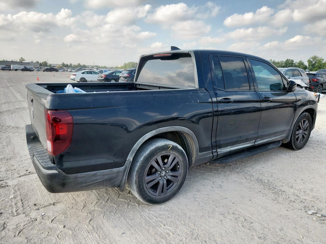2017 HONDA Ridgeline