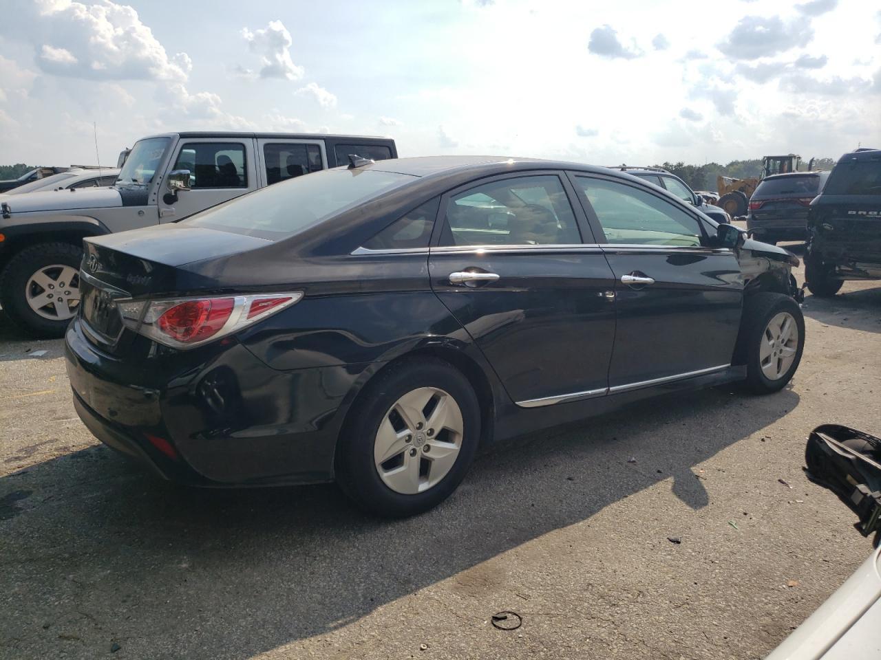 2012 HYUNDAI SONATA