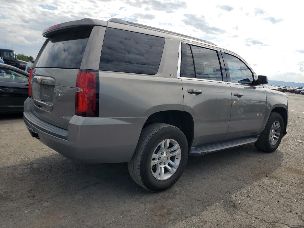 2017 CHEVROLET Tahoe