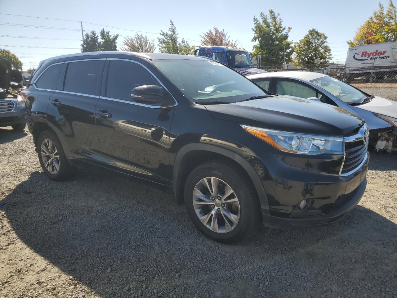 2015 TOYOTA HIGHLANDER