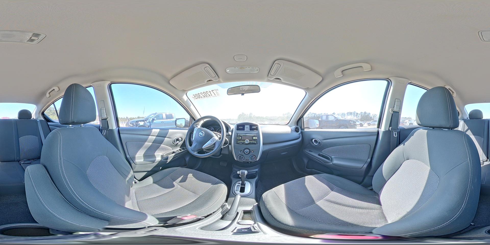 2015 NISSAN VERSA