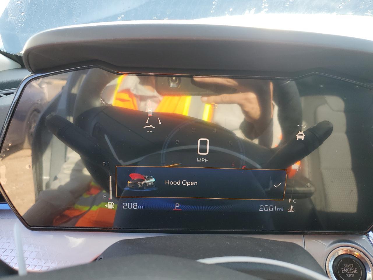 2025 CHEVROLET TRAX