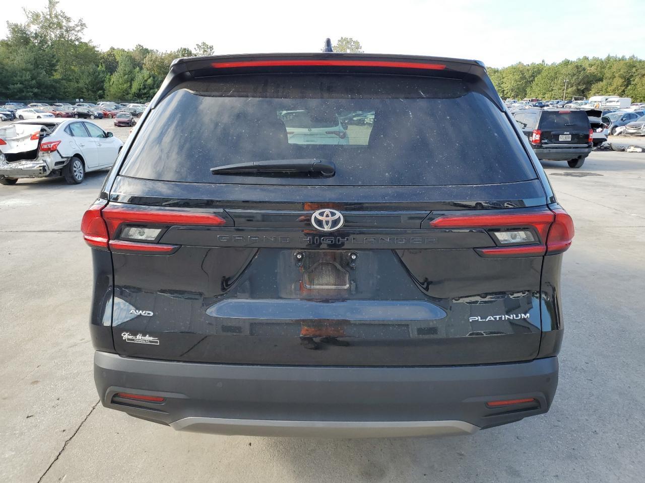 2024 TOYOTA HIGHLANDER