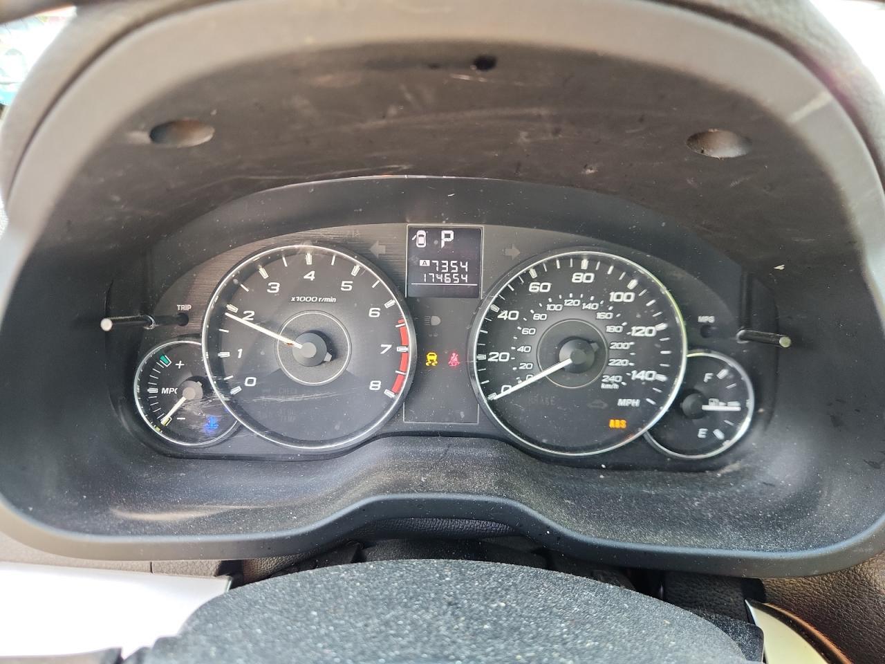 2012 SUBARU Legacy