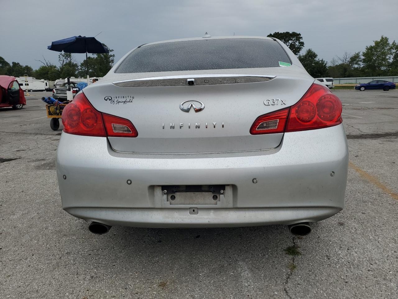 2012 INFINITI G37