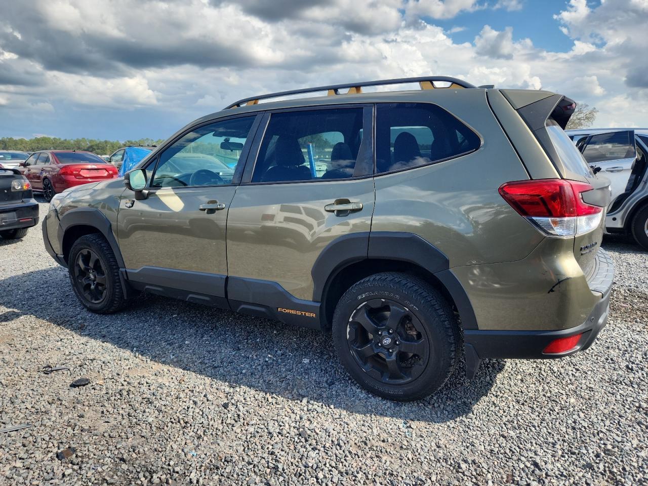 2023 SUBARU FORESTER
