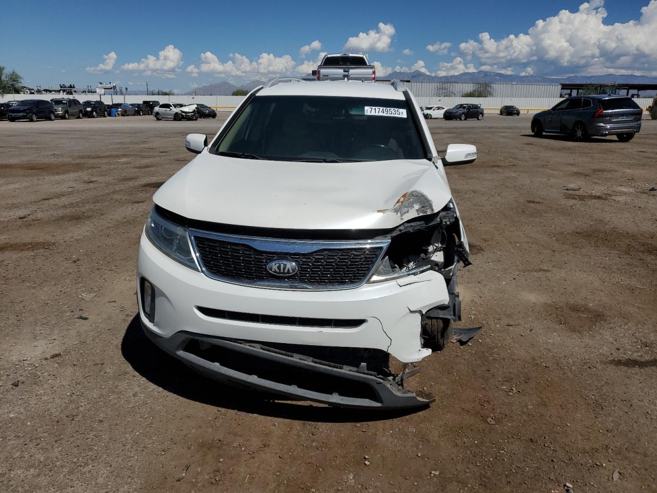 2014 KIA SORENTO