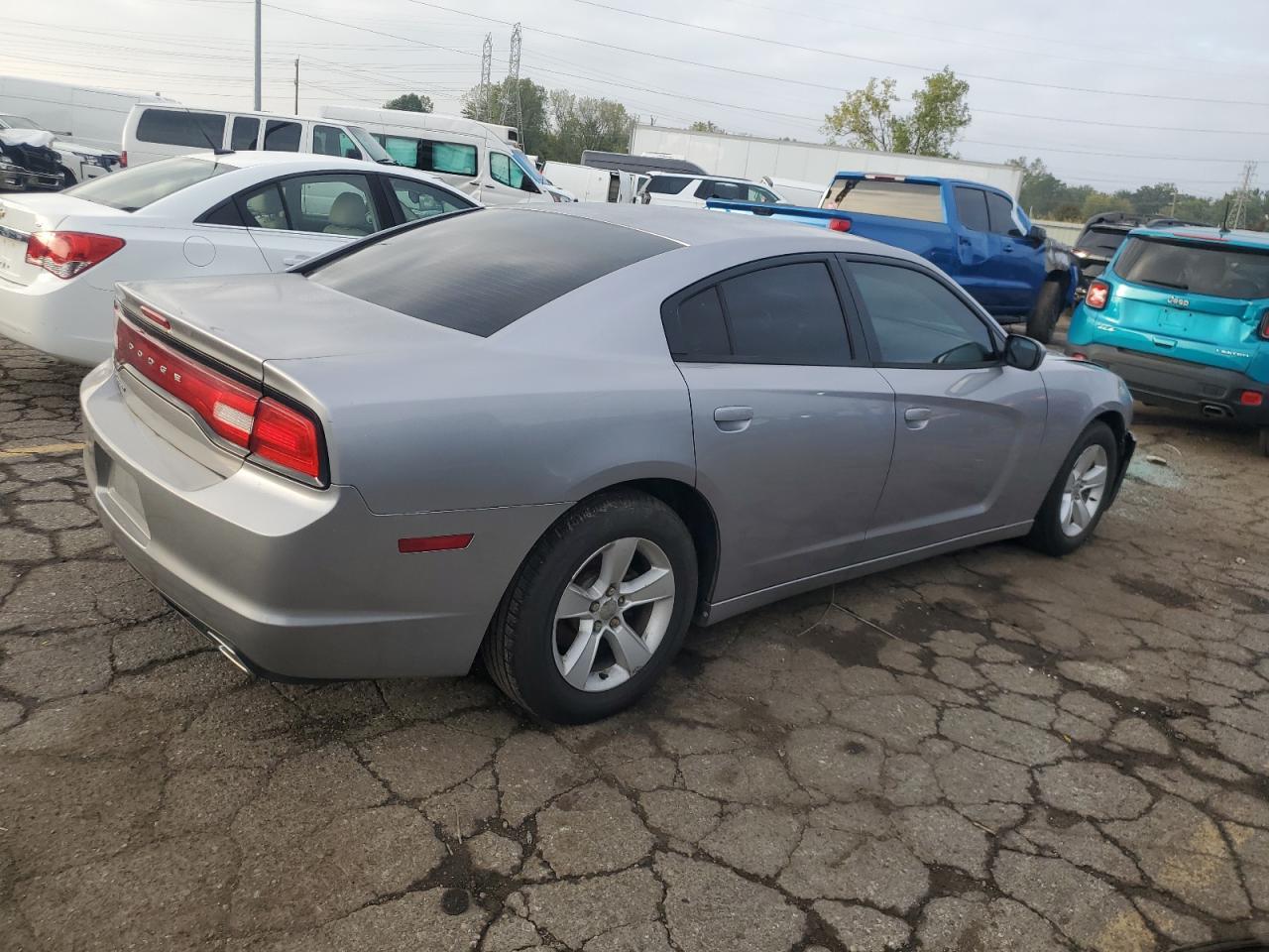 2013 DODGE CHARGER
