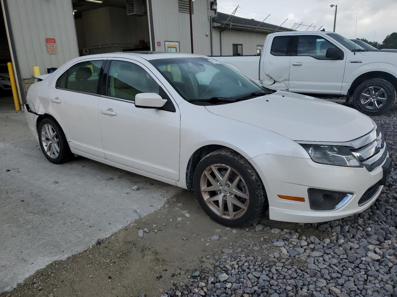 2011 FORD FUSION