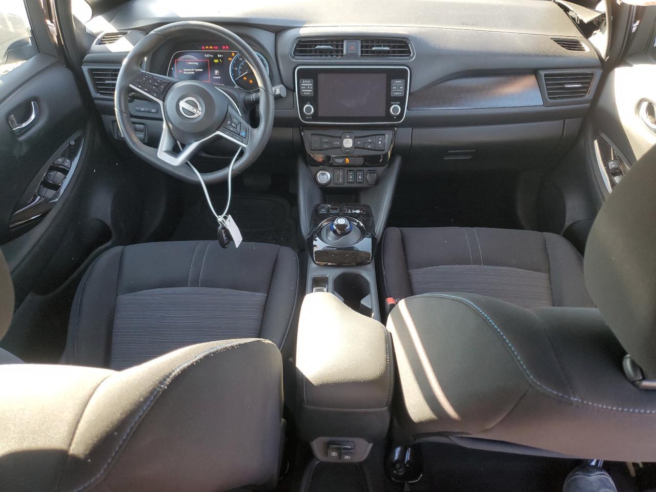 2024 NISSAN LEAF