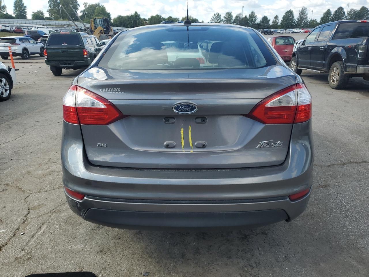 2014 FORD Fiesta