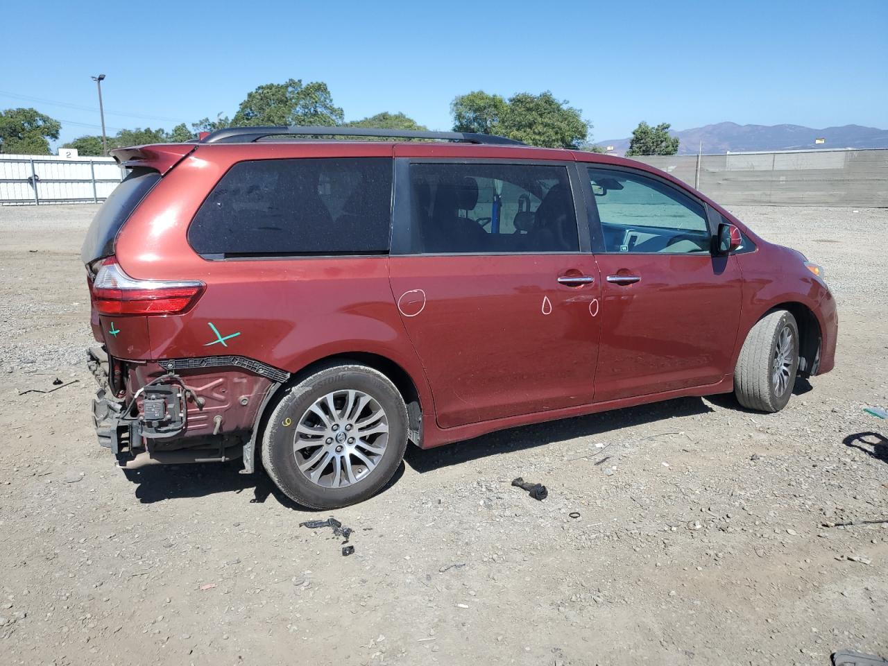 2020 TOYOTA SIENNA