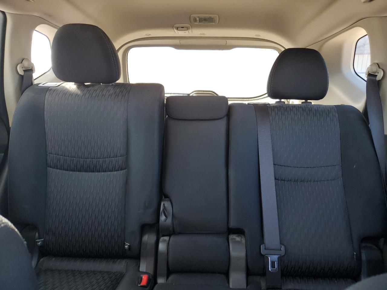 2017 NISSAN ROGUE