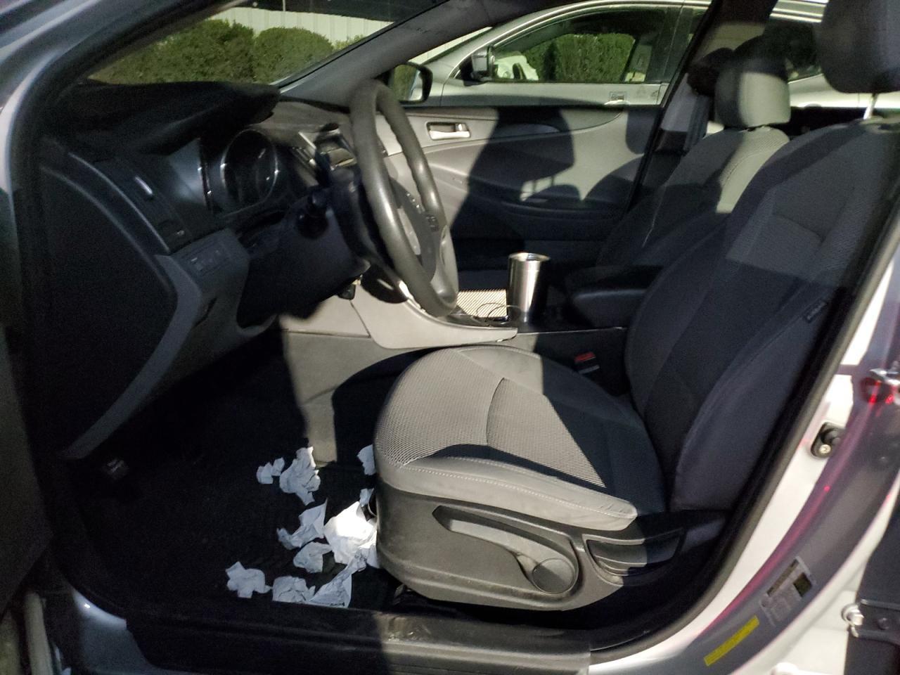 2011 HYUNDAI SONATA