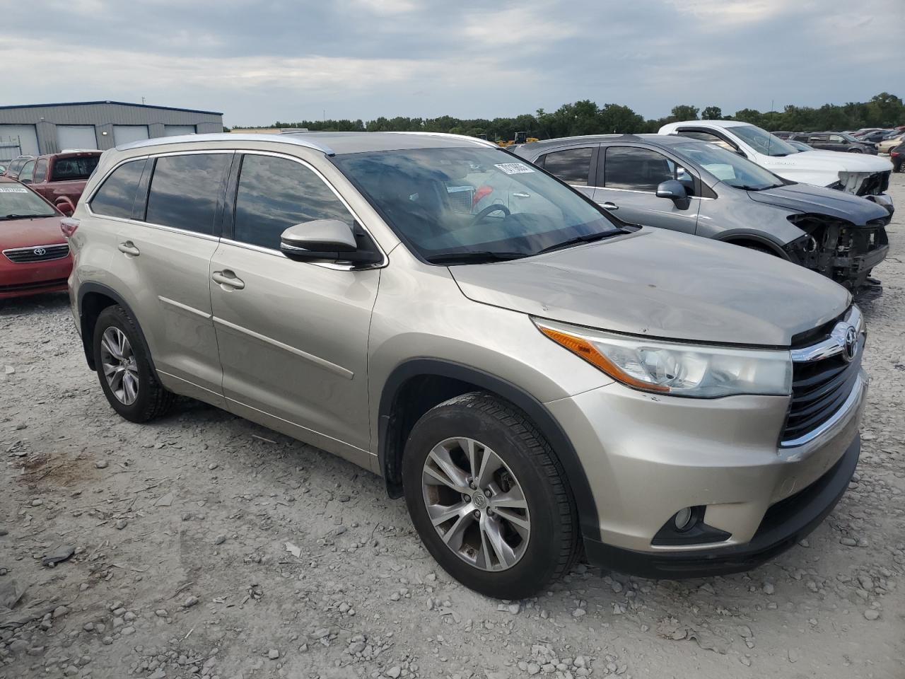 2015 TOYOTA HIGHLANDER