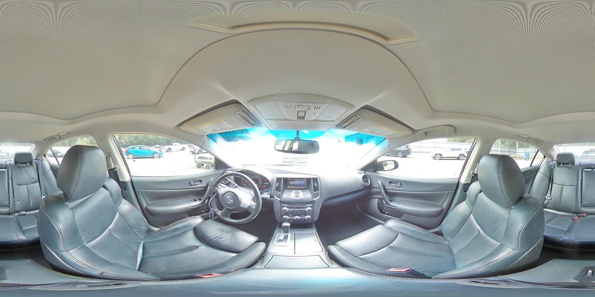 2014 NISSAN Maxima