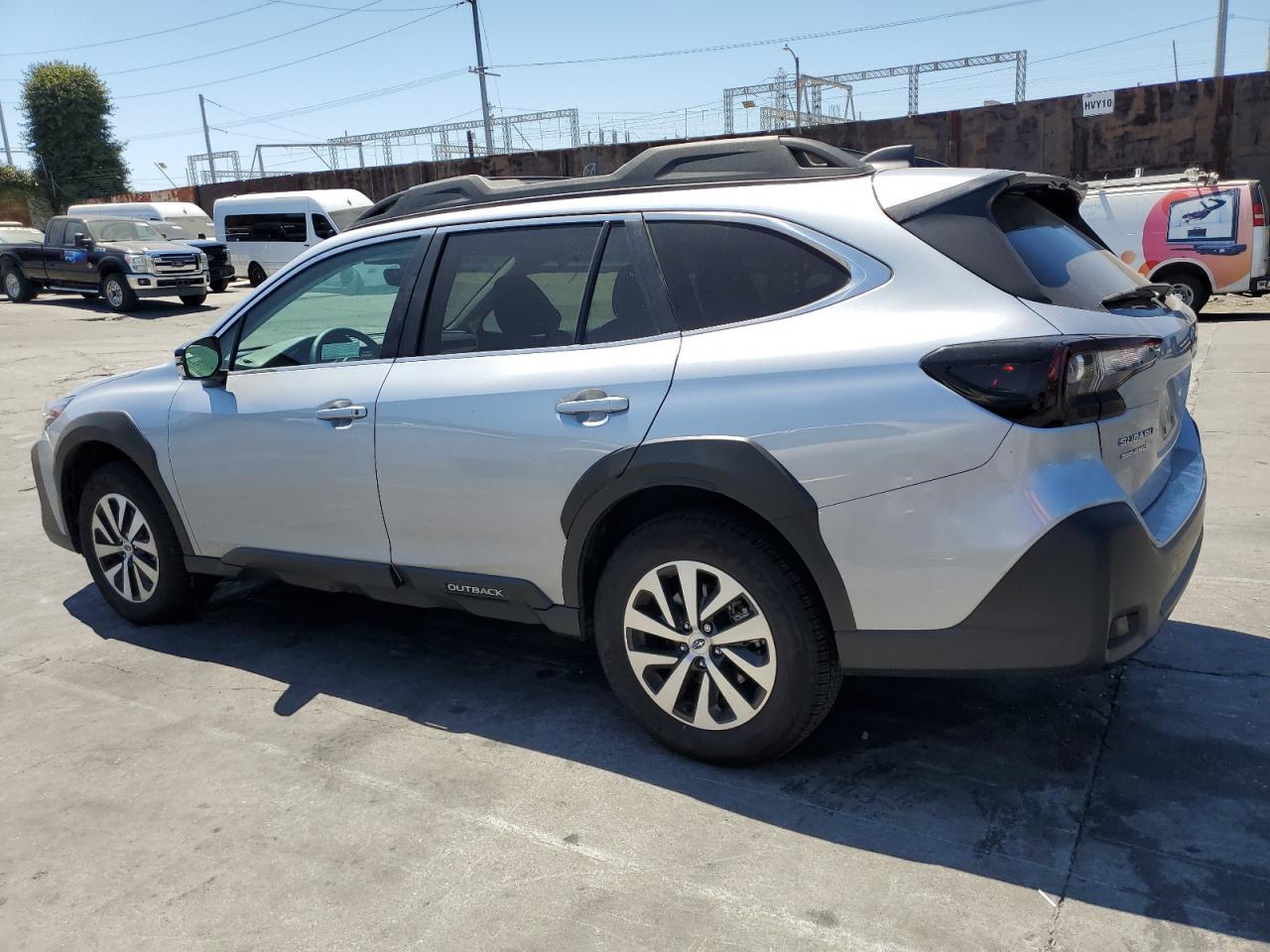 2025 SUBARU Outback
