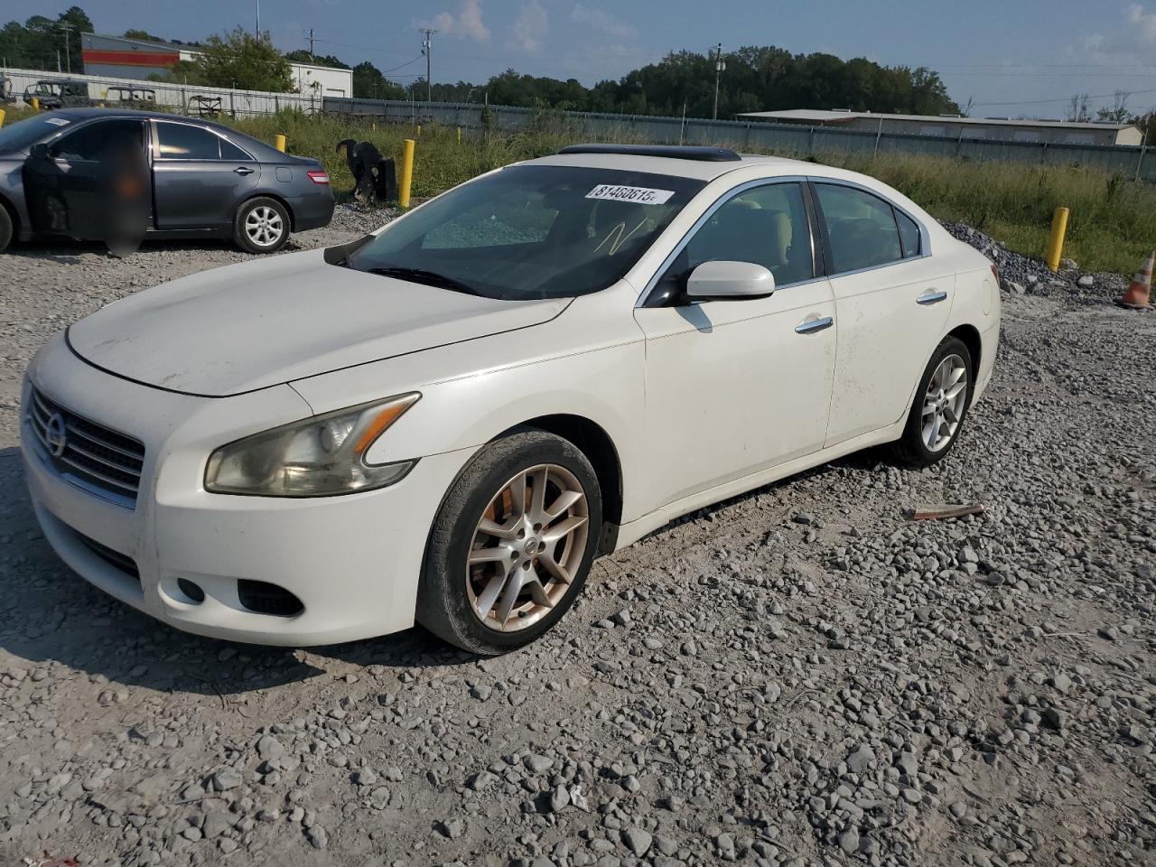 2010 NISSAN Maxima