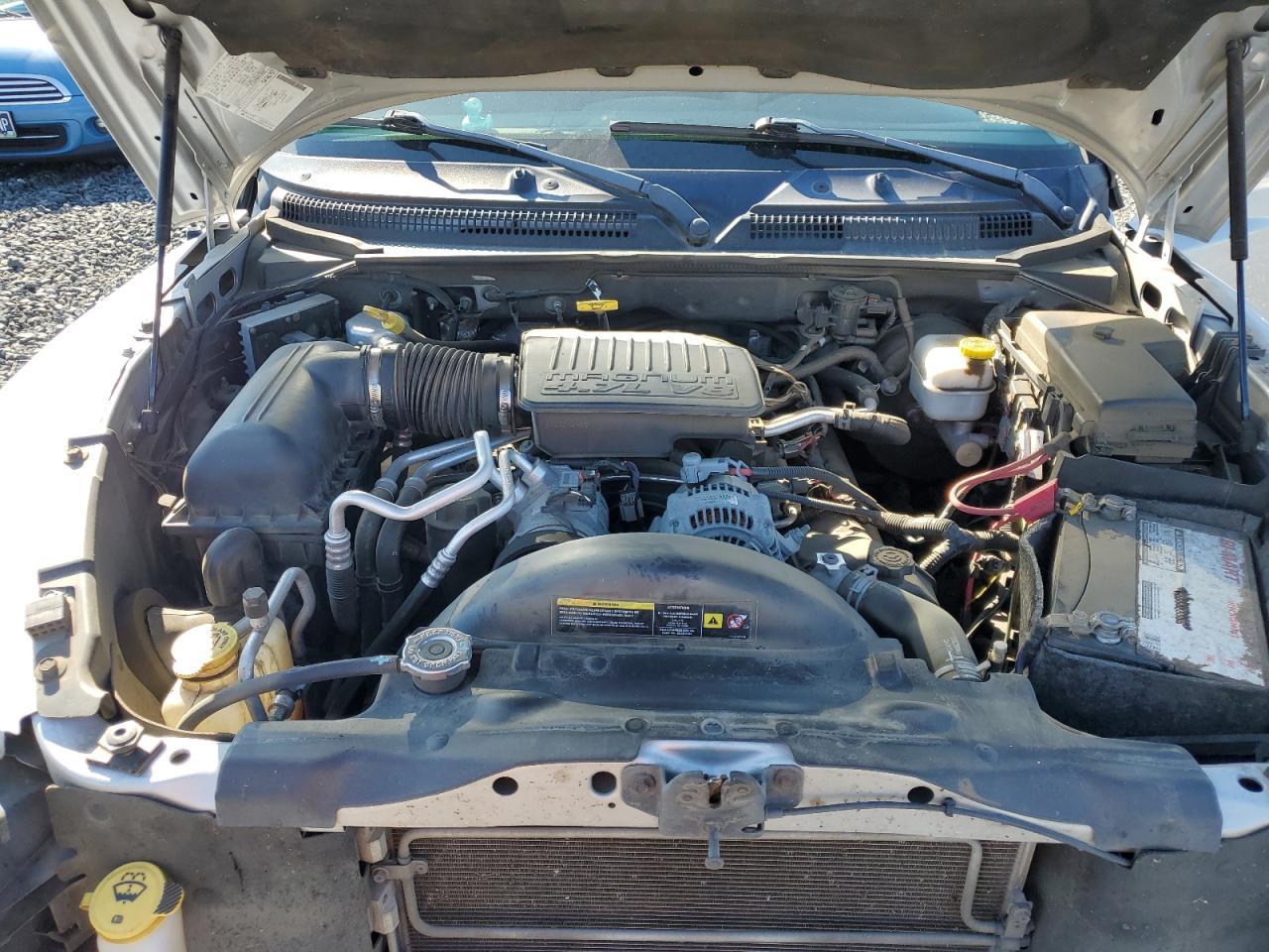 2005 DODGE Dakota