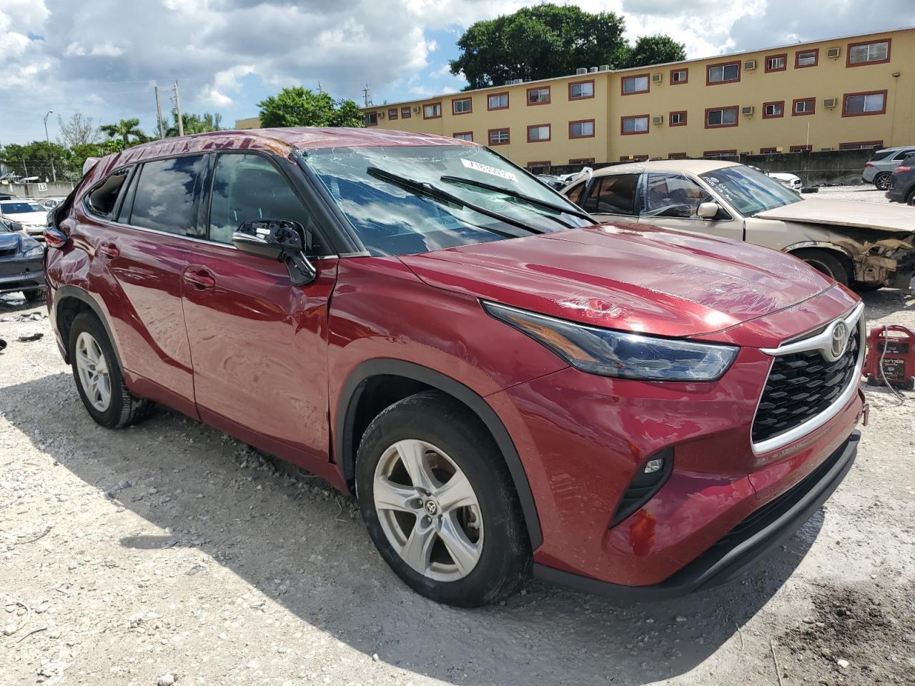 2022 TOYOTA HIGHLANDER