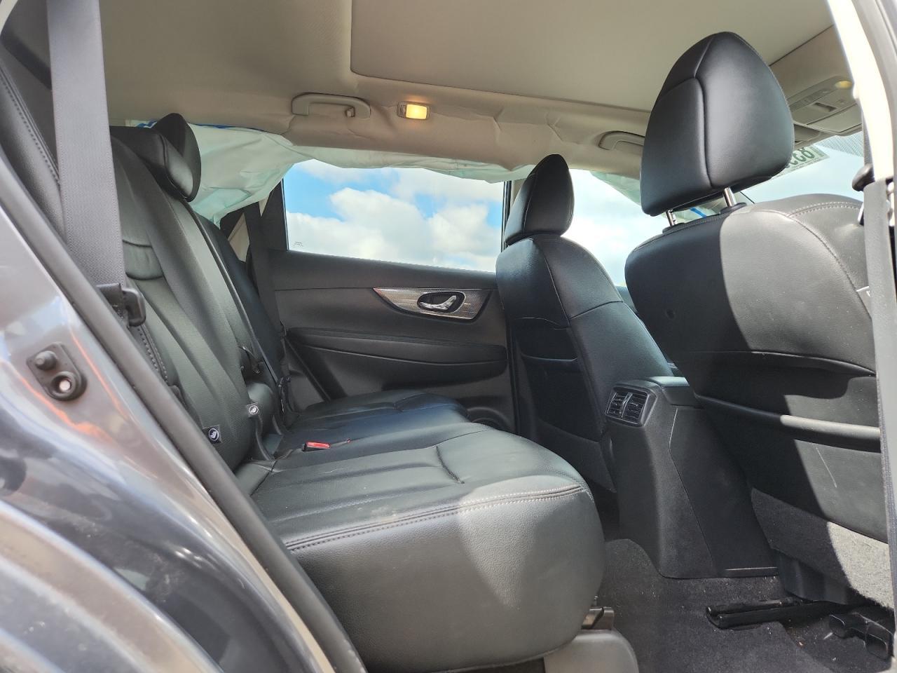2016 NISSAN ROGUE