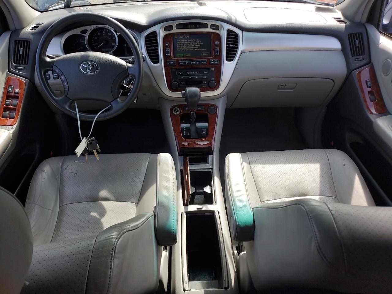 2006 TOYOTA HIGHLANDER