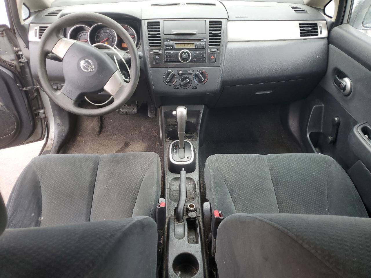 2011 NISSAN VERSA