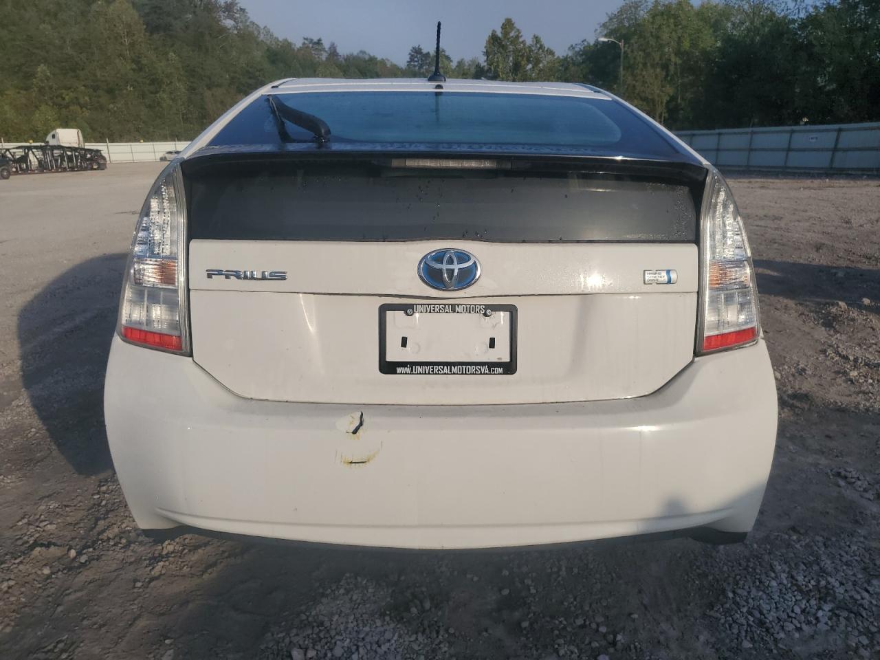 2011 TOYOTA PRIUS