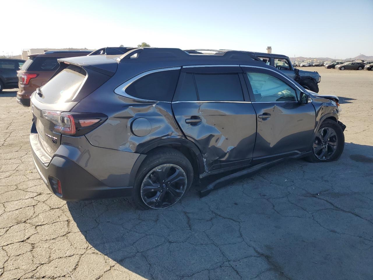 2022 SUBARU Outback