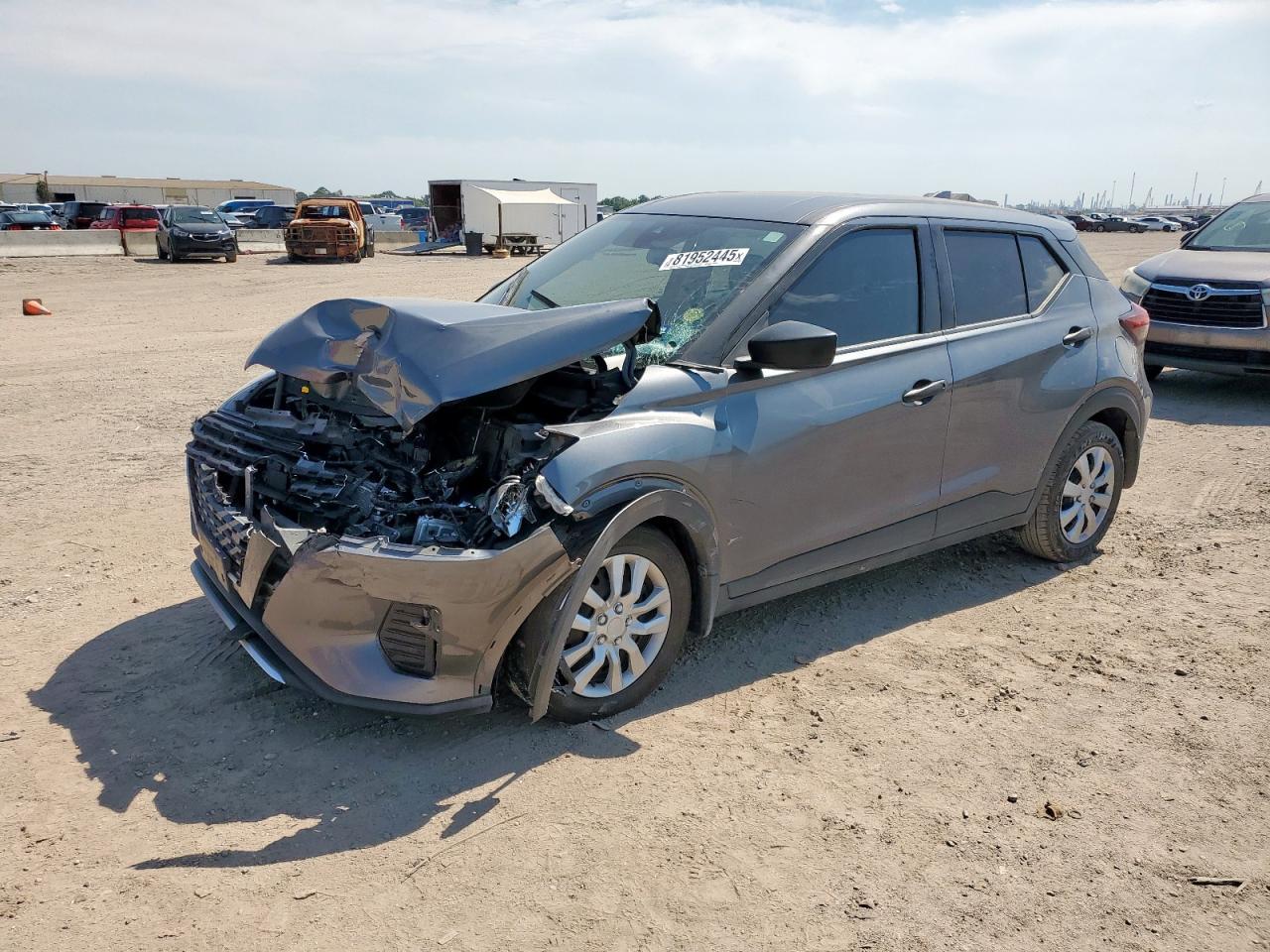 2023 NISSAN KICKS