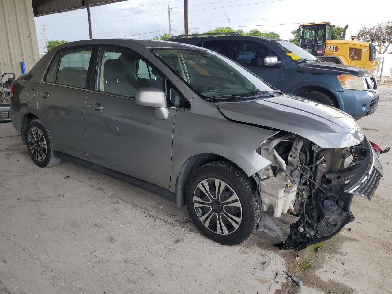 2008 NISSAN VERSA