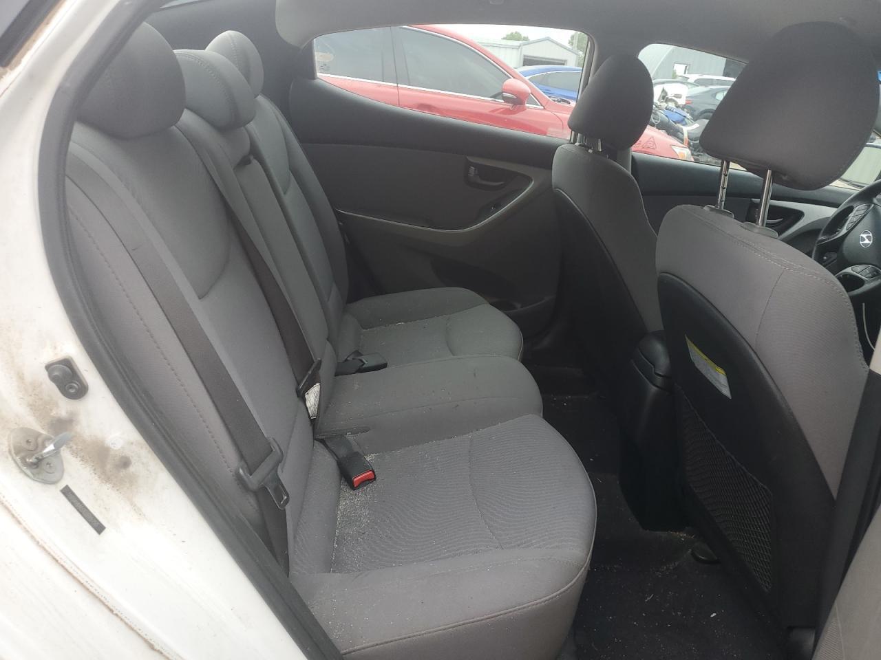 2014 HYUNDAI ELANTRA