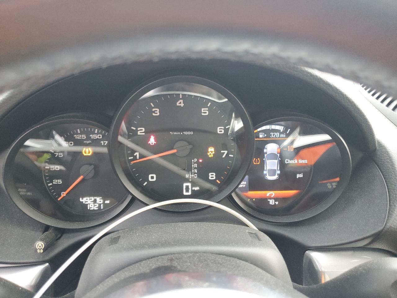 2018 PORSCHE Cayman