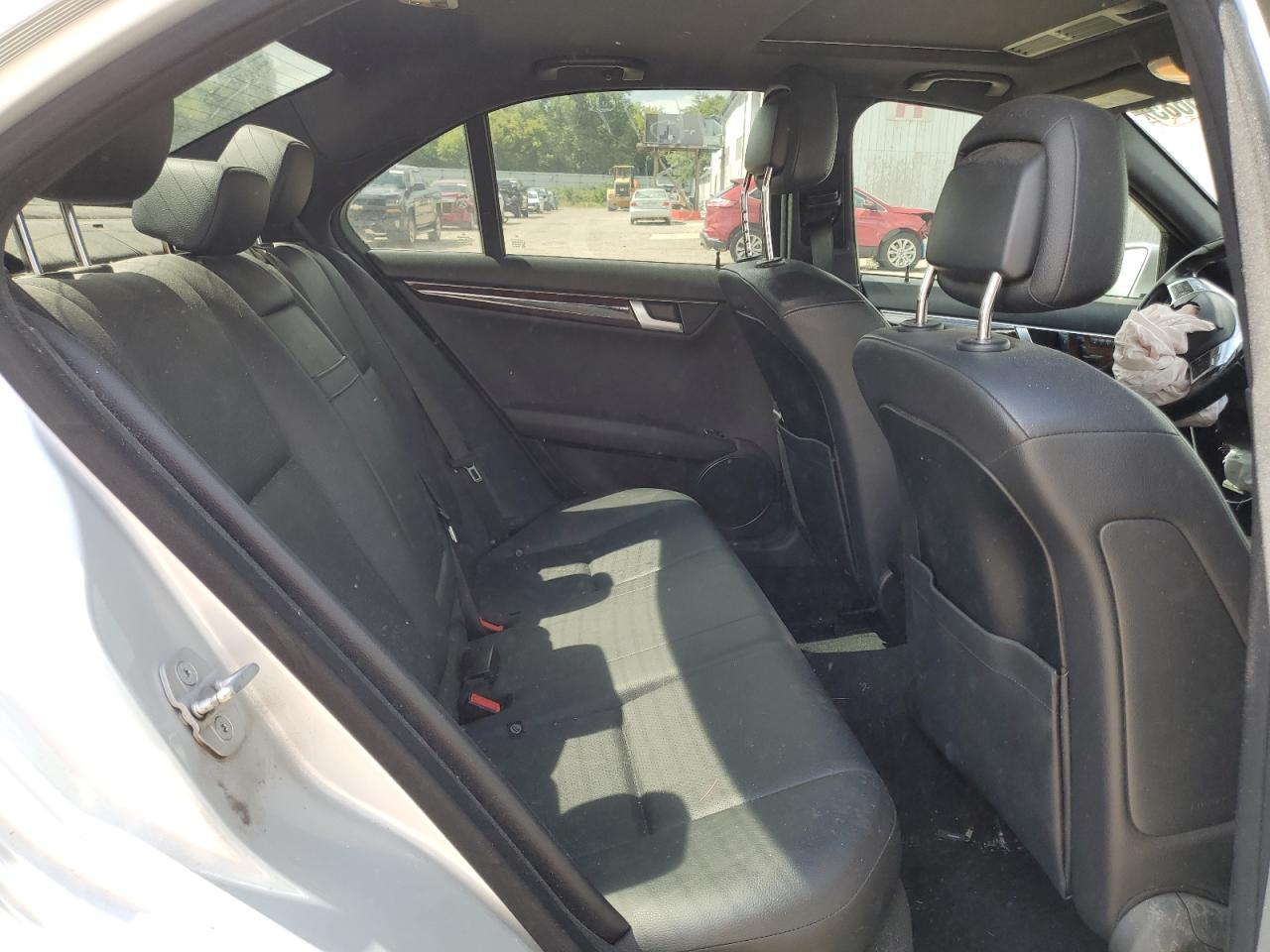 2012 MERCEDES-BENZ C-CLASS